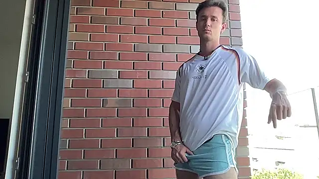 cute_mark Show in webcam
