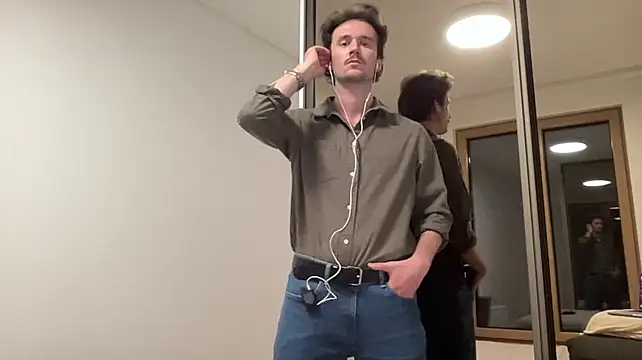cute_mark Show in webcam