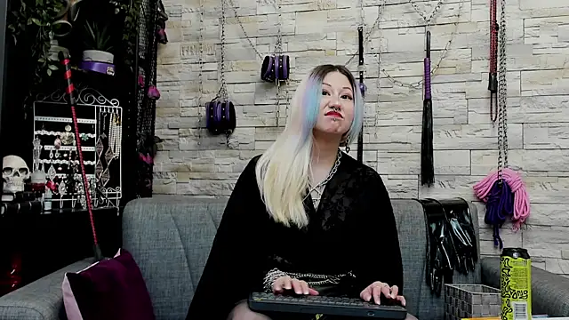 CruelMistress Webcam show