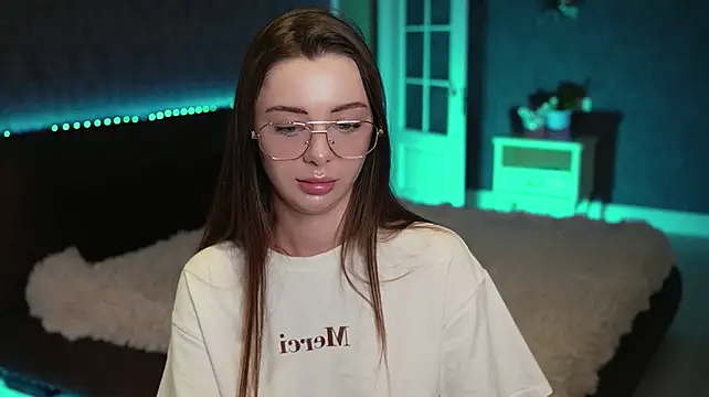 XXX chat uživo modela DinaCandy