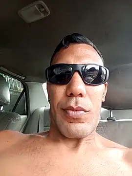 UnreadyChutzpa Pertunjukan Webcam