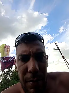 Show modela UnreadyChutzpa na web-kameri