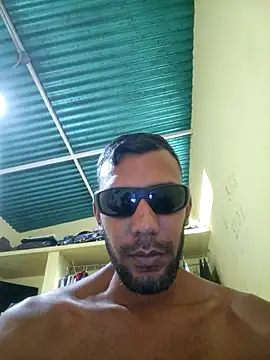 Show modela UnreadyChutzpa na web-kameri