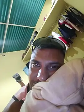 UnreadyChutzpa's Webcam Show