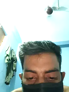 ChiranjuabjhgojgRoyのウェブカメラショー
