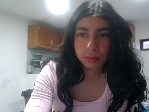 Pokazy przed kamerką – Yasmin_Paez99