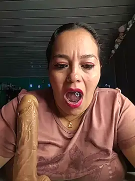 emily_sweet13 Chat XXX in diretta