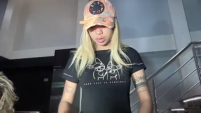 Webkamerová show brithneysquirt