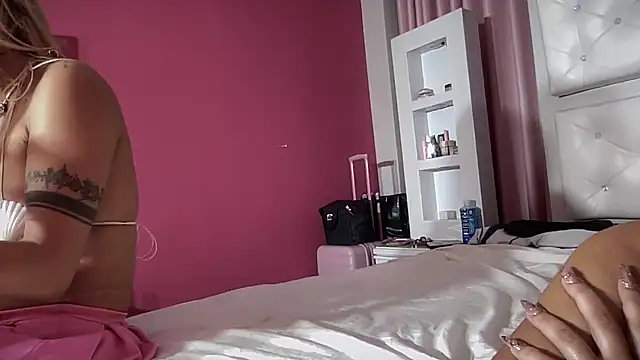 Webkamerová show brithneysquirt
