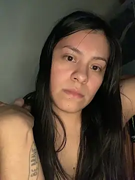 SmokyDee live XXX chat