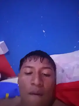 Tu_papi_69_ Webcamshow