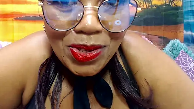 MATURExxxASS webcam show