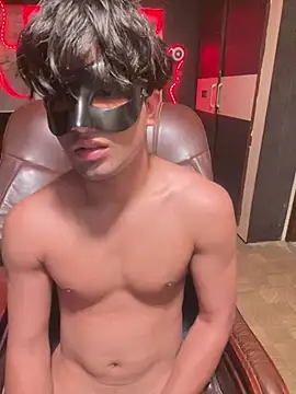 yourhero3466 Webcam-Show
