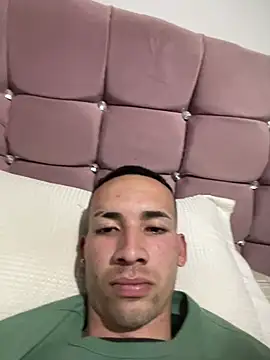 Show modela Renylop na web-kameri