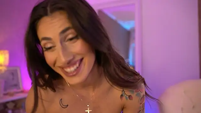 OhhAisha Live XXX-Chat