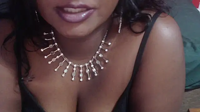 INDIANSIN2 Live XXX-Chat