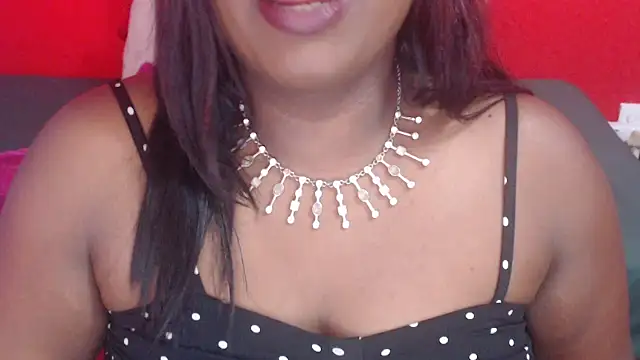 INDIANSIN2 Adlı Modelin Canlı XXX Sohbeti