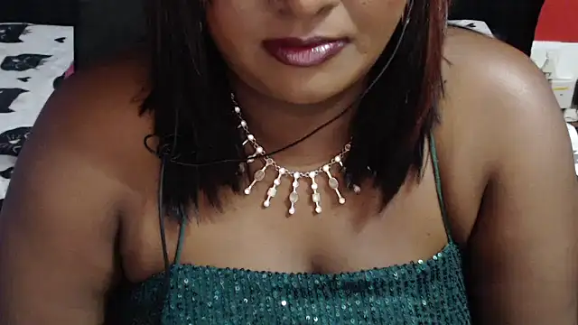 INDIANSIN2's Live XXX Chat