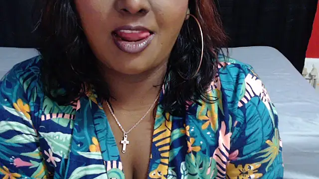 INDIANSIN2's Live XXX Chat