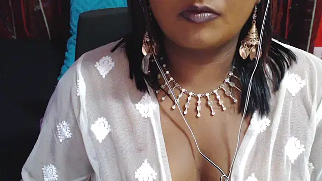 INDIANSIN2 Live XXX-Chat
