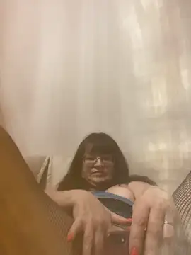 ZaraFay's Webcam Show