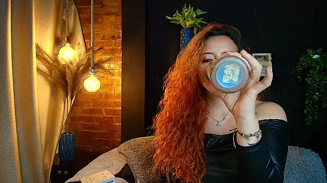 Webkamerová show sahra_taylor_
