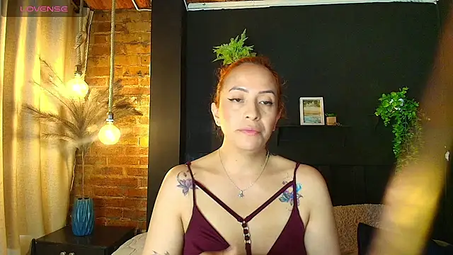 Webkamerová show sahra_taylor_