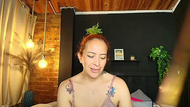 sahra_taylor_ Show in webcam