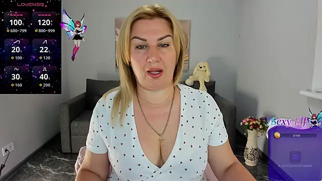 Lili_Crossi's Webcam Show