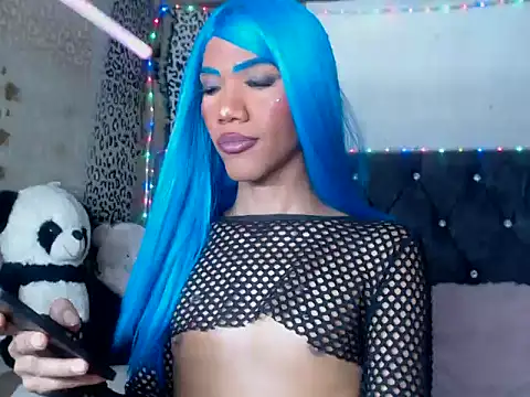 Show modela Katy_facefuck7 na web-kameri