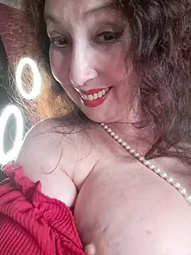 GypsyEsmeralda's Webcam Show