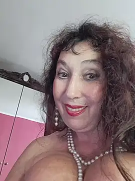 הופעת וובקאם של GypsyEsmeralda