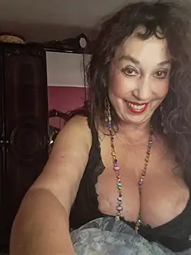 GypsyEsmeralda's Webcam Show