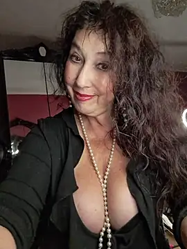 GypsyEsmeralda's Live XXX Chat