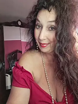 GypsyEsmeralda's Webcam Show