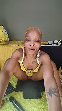 FreakySag_8888's Live XXX Chat