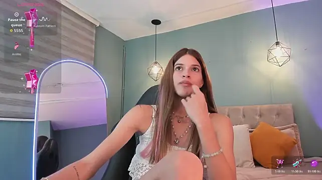 Pertunjukan Kamera Web Nora_Vennucci