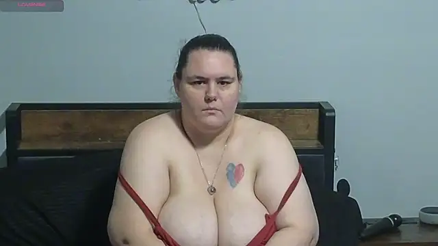 MzTastycakes Chat XXX in diretta