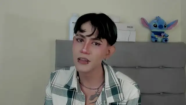 عرض كام andrew_uwu_