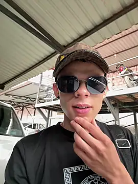 Daddyrich_632 ওয়েবক্যাম শো