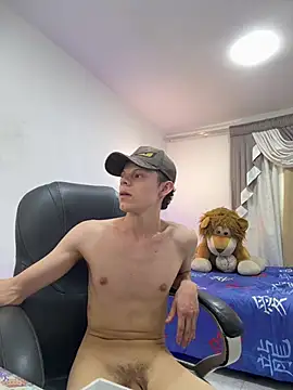 Matthew_632: онлайн-секс-чат