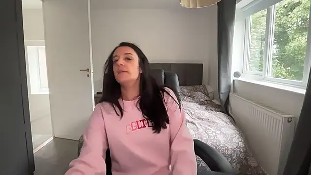 yourcassiexo XXX чат на живо
