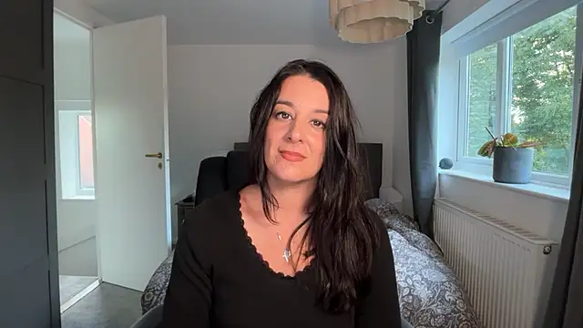 yourcassiexo's Live XXX Chat