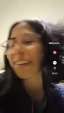 MirandaSingle's Live XXX Chat