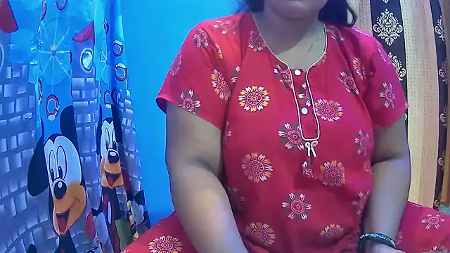 zoyaa10 在線直播表演