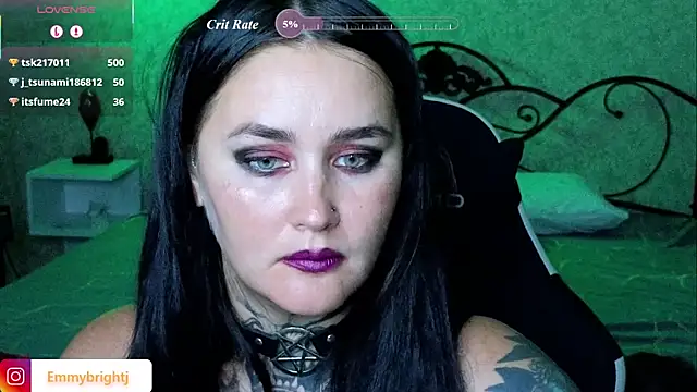 Emmybrightj_のウェブカメラショー