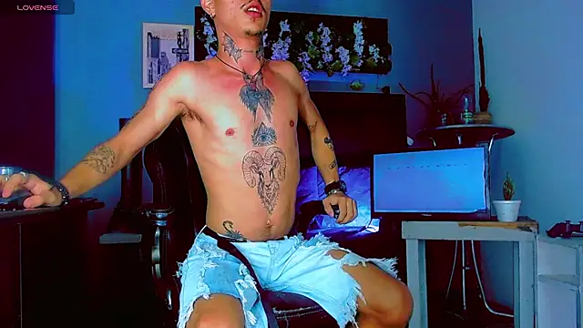 HannibalLester's Webcam Show