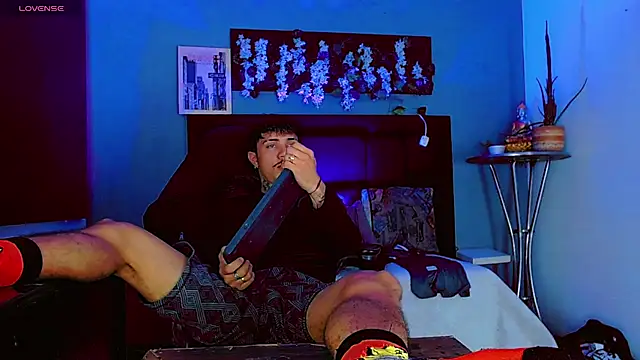 HannibalLester Pertunjukan Webcam