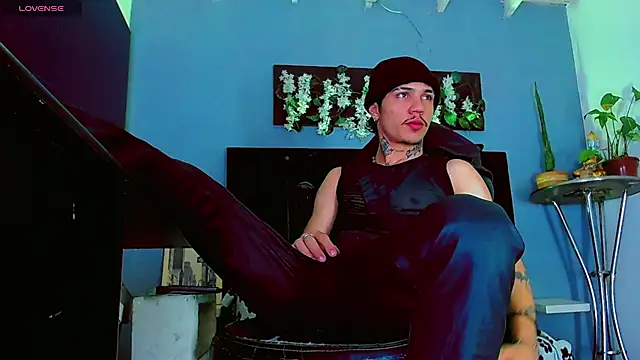 HannibalLester: вебкам-шоу