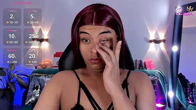 Emili_Rouxn Webbikameraesitys